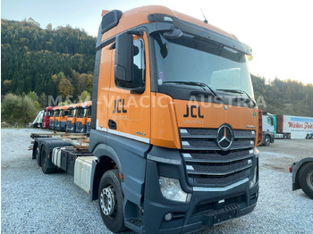 Containertransporter/ Wissellaadbak vrachtwagen MERCEDES-BENZ