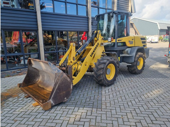 Wiellader YANMAR