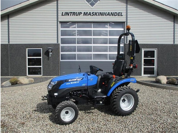 Gemeentelijke tractor SOLIS