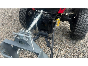 Gemeentelijke tractor Yanmar YT 235H 4WD Snow Edition med sneplov og spreder: afbeelding 4