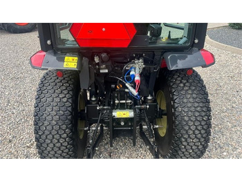 Gemeentelijke tractor Yanmar YT 235H 4WD Snow Edition med sneplov og spreder: afbeelding 5