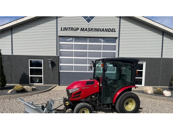 Gemeentelijke tractor YANMAR