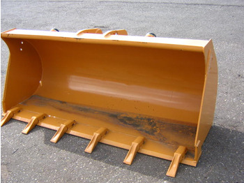 Voorladerbak CASE