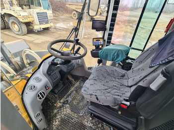 Leasing VOLVO L220G VOLVO L220G: afbeelding 4