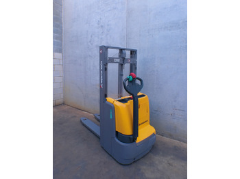 Stapelaar JUNGHEINRICH EJC