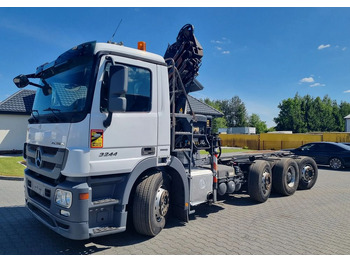 Chassis vrachtwagen MERCEDES-BENZ Actros 3244