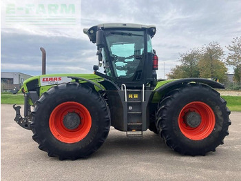 Tractor CLAAS Xerion 3800