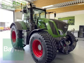 Tractor FENDT 826 Vario