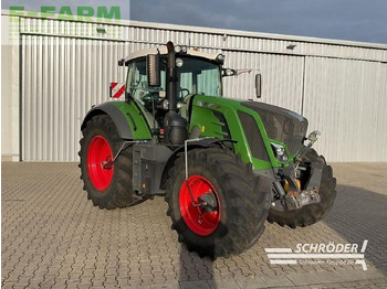 Tractor FENDT 826 Vario