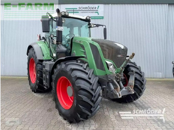 Tractor FENDT 828 Vario
