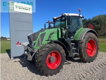 Tractor FENDT 828 Vario