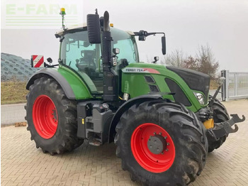 Tractor FENDT 724 Vario