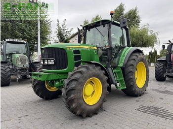 Tractor JOHN DEERE