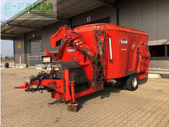 Veeteelt materiaal KUHN