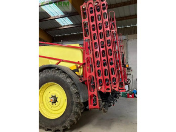 Getrokken veldspuit Kverneland ikarus s 38: afbeelding 3