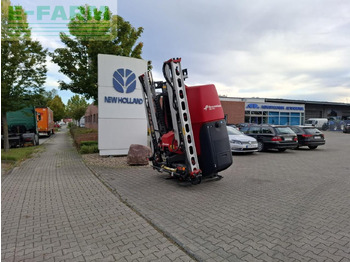 Getrokken veldspuit KVERNELAND