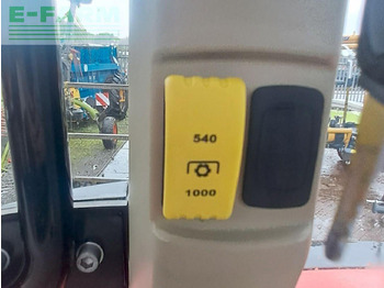 Tractor Massey Ferguson 5711 DYNA 4: afbeelding 4