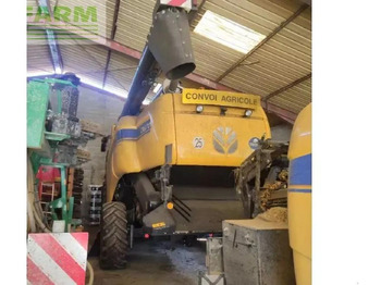 Maaidorser New Holland cx8-70: afbeelding 3 Maaidorser New Holland cx8-70: afbeelding 3