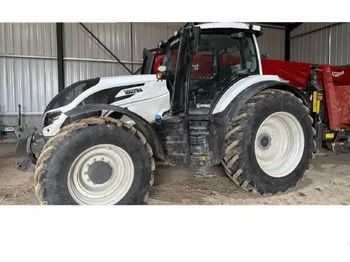 Tractor VALTRA T-series
