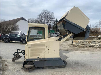 Veegwagen