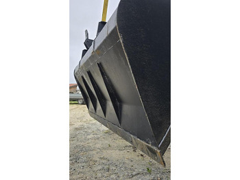 Nieuw Minibus, Personenvervoer Big Volumenschaufel 250 cm mit Euro Aufnahme: afbeelding 5