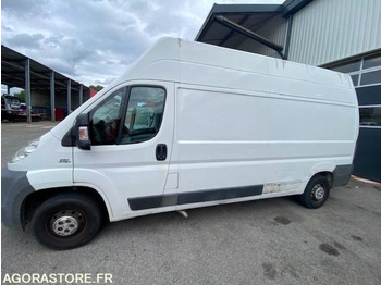 Gesloten bestelwagen FIAT Ducato
