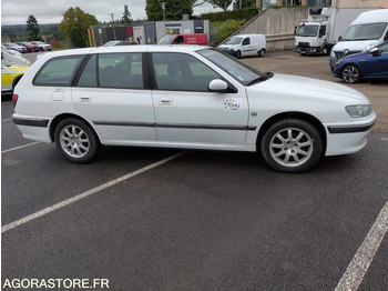 Stationwagen Peugeot 406 st pack sport break 2.2 essence 16v  160cv: afbeelding 4