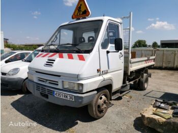 Kipper bestelwagen RENAULT B110: afbeelding 1