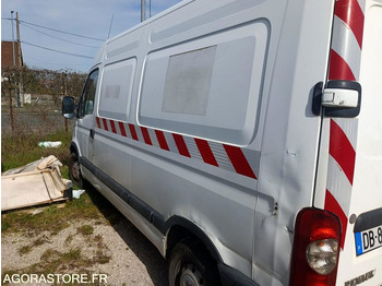 Gesloten bestelwagen RENAULT MASTER - 2004 - 185782km: afbeelding 2