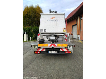Vrachtwagen hoogwerker RENAULT MIDLUM 190 NACELLE: afbeelding 4 Vrachtwagen hoogwerker RENAULT MIDLUM 190 NACELLE: afbeelding 4