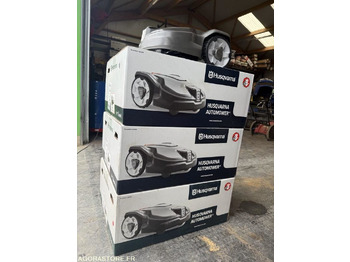 Nieuw Gazonmaaier ROBOT de tonte NEUF 430x NERA Husqvarna UNITAIRE: afbeelding 5