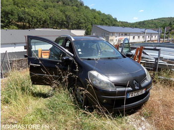 Personenwagen RENAULT