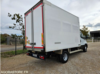 Vrachtwagen IVECO DAILY 72C21 PORTE VIANDE FRIGORIFIQUE - 2017: afbeelding 2 Vrachtwagen IVECO DAILY 72C21 PORTE VIANDE FRIGORIFIQUE - 2017: afbeelding 2