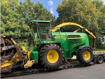 Landbouwmachine JOHN DEERE 7500