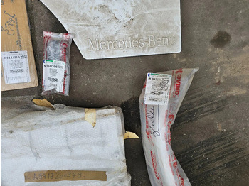 Onderdelen voor Vrachtwagen Covind Mercedes body part lot: afbeelding 4
