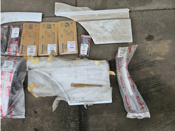 Onderdelen voor Vrachtwagen Covind Mercedes body part lot: afbeelding 3