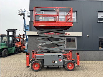 Schaarlift Skyjack SJ 6832RT Schaarhoogwerker / Scissor / Arbeitsbuhne 2016 4X4 Kubota Diesel 12M Werkhoogte: afbeelding 5 Schaarlift Skyjack SJ 6832RT Schaarhoogwerker / Scissor / Arbeitsbuhne 2016 4X4 Kubota Diesel 12M Werkhoogte: afbeelding 5