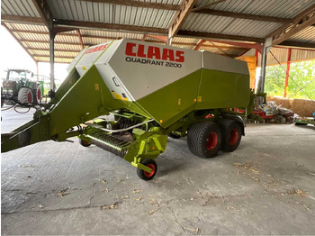 Vierkante balenpers CLAAS