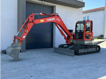 Graafmachine VOLVO ECR88D