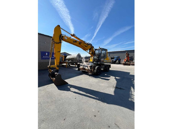 Mobiele graafmachine JCB JS130W
