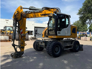 Mobiele graafmachine LIEBHERR A 918