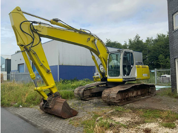 Rupsgraafmachine NEW HOLLAND E215B