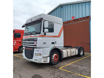 Vrachtwagen DAF XF 105