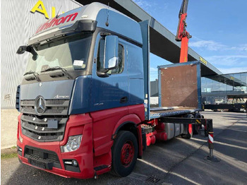 Vrachtwagen MERCEDES-BENZ Actros 2548