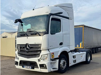 Vrachtwagen MERCEDES-BENZ Actros 1845