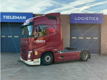 Vrachtwagen VOLVO FH
