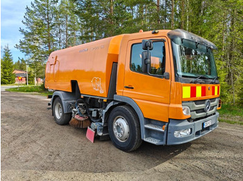 Veegwagen BUCHER