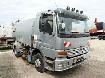 Veegwagen Mercedes-Benz 1018 KO Atego 4x2, Bucher-Schörling, Klima: afbeelding 3