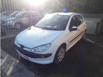 Personenwagen PEUGEOT