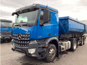 Trekker MERCEDES-BENZ Arocs 1845